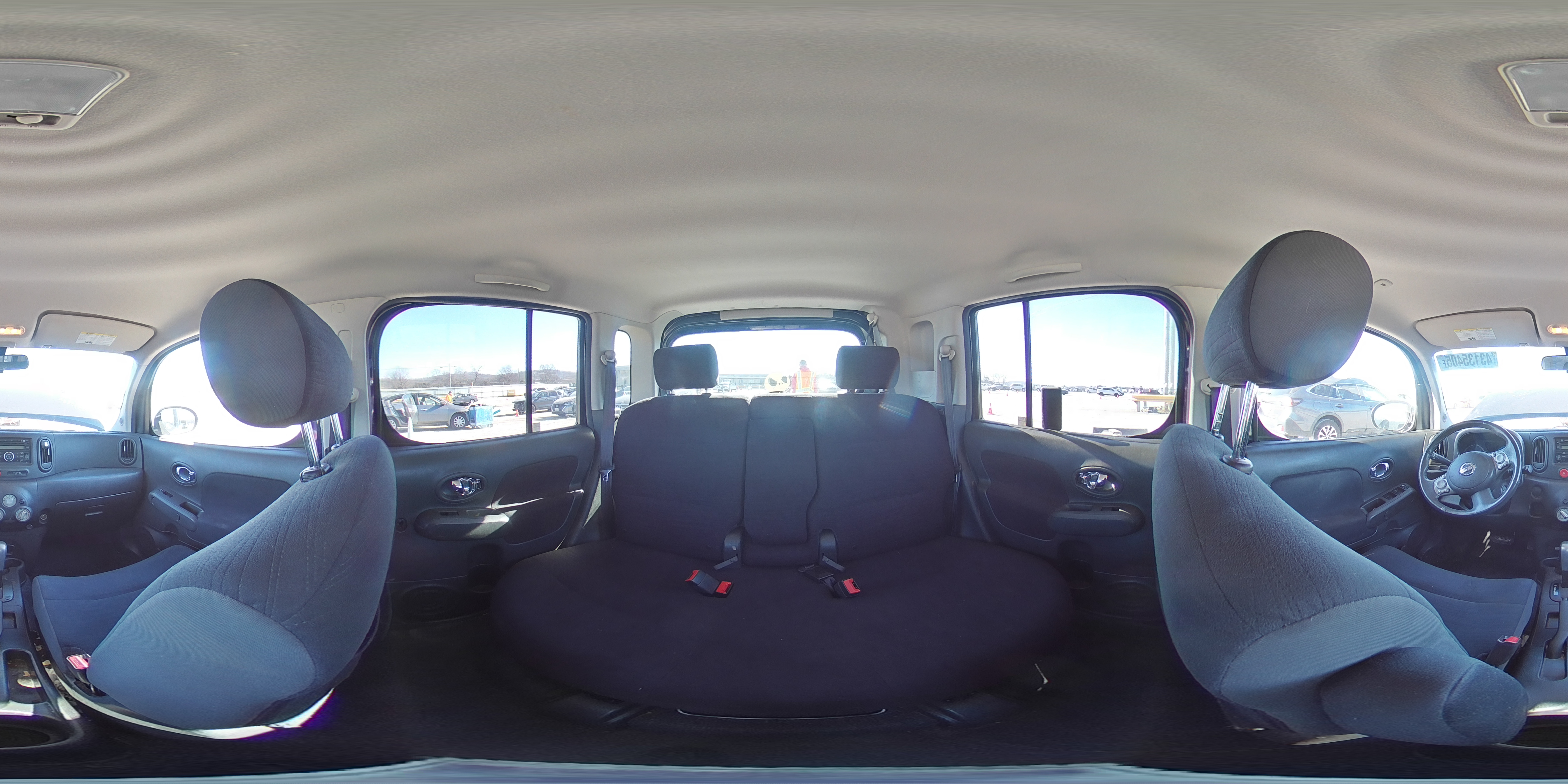 2011 Nissan Cube - Image 12