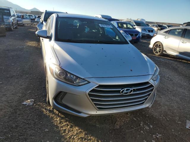  HYUNDAI ELANTRA 2017 Серебристый