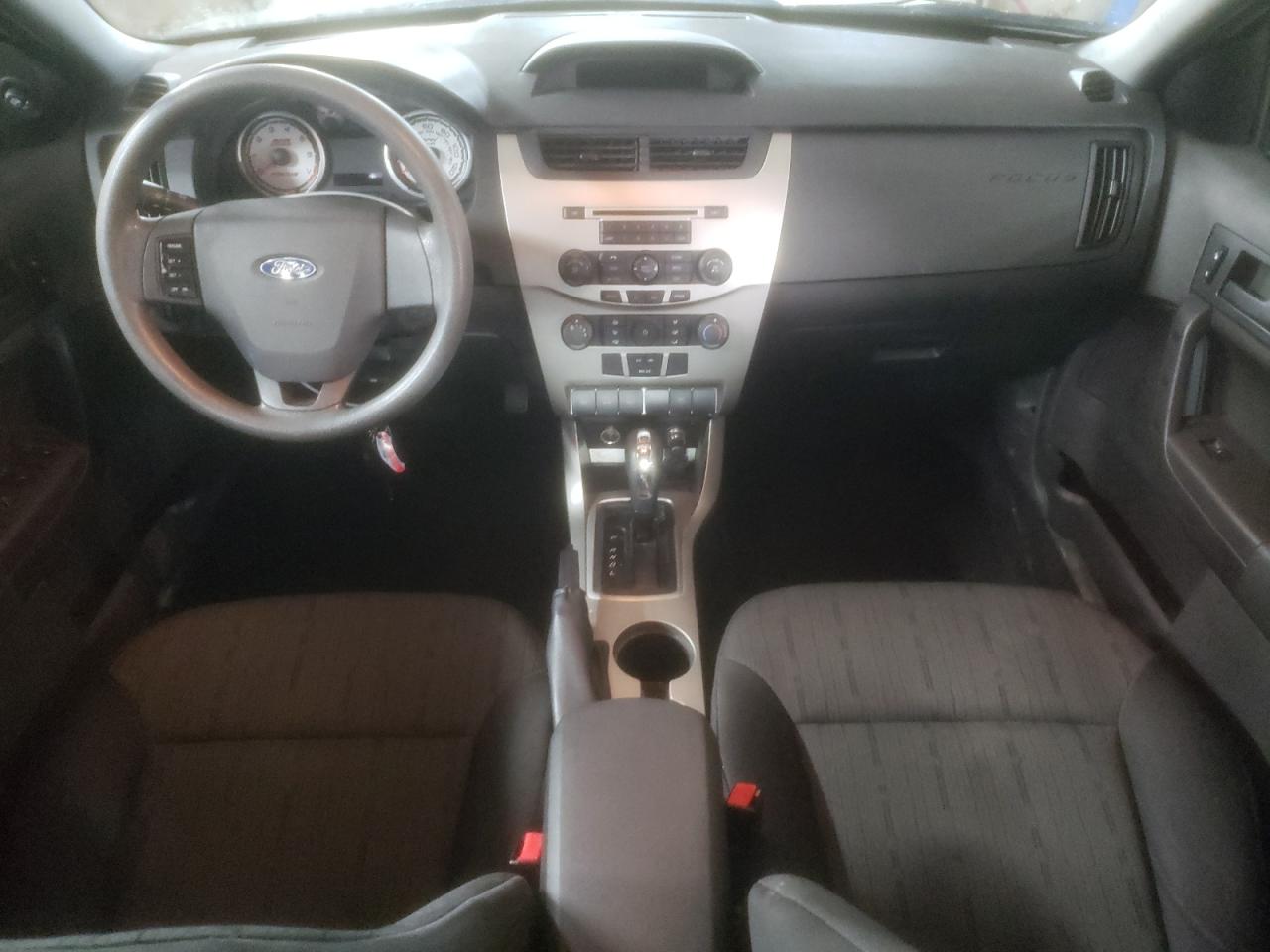 2009 Ford Focus - Image 8