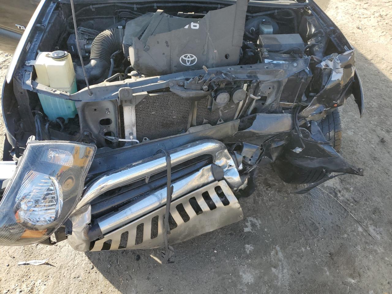 2007 Toyota Tacoma - Image 11