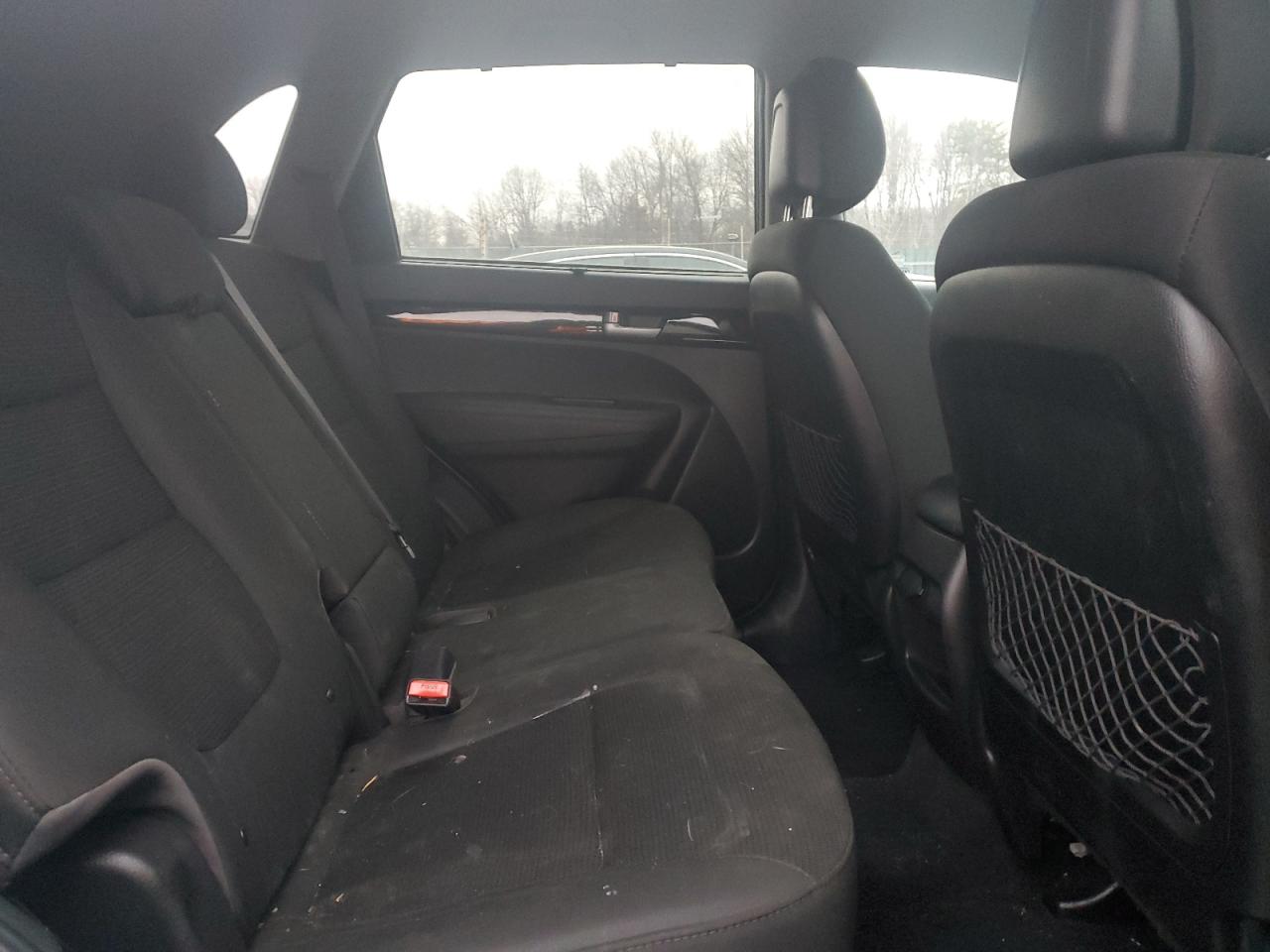 2015 Kia Sorento - Image 11