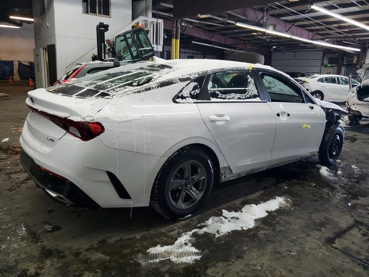 2021 Kia K5 - Image 3