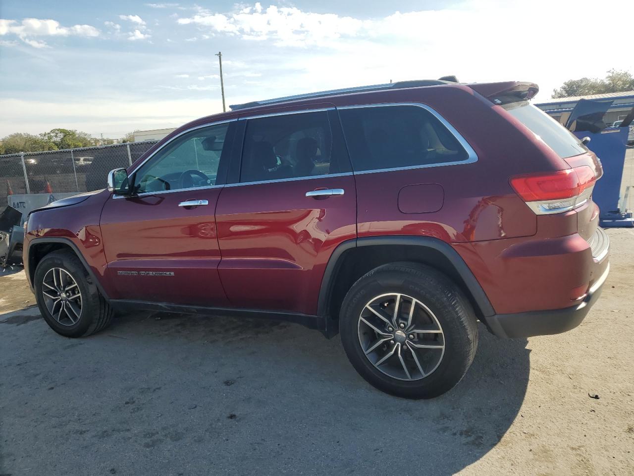 2018 Jeep Grand Cherokee - Image 2