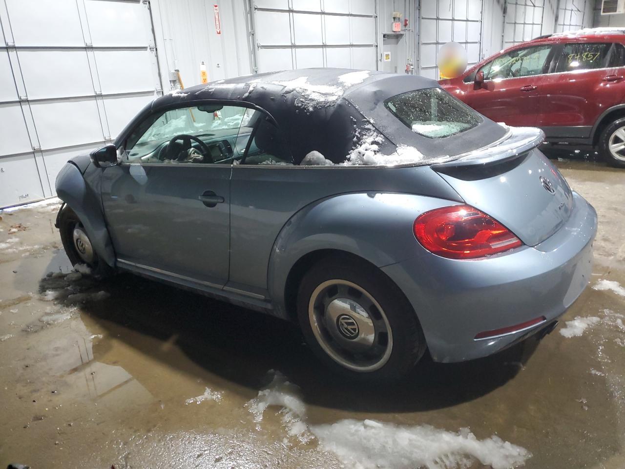 2016 Volkswagen Beetle - Image 2