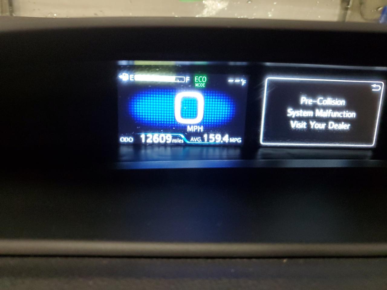 2022 Toyota Prius - Image 9