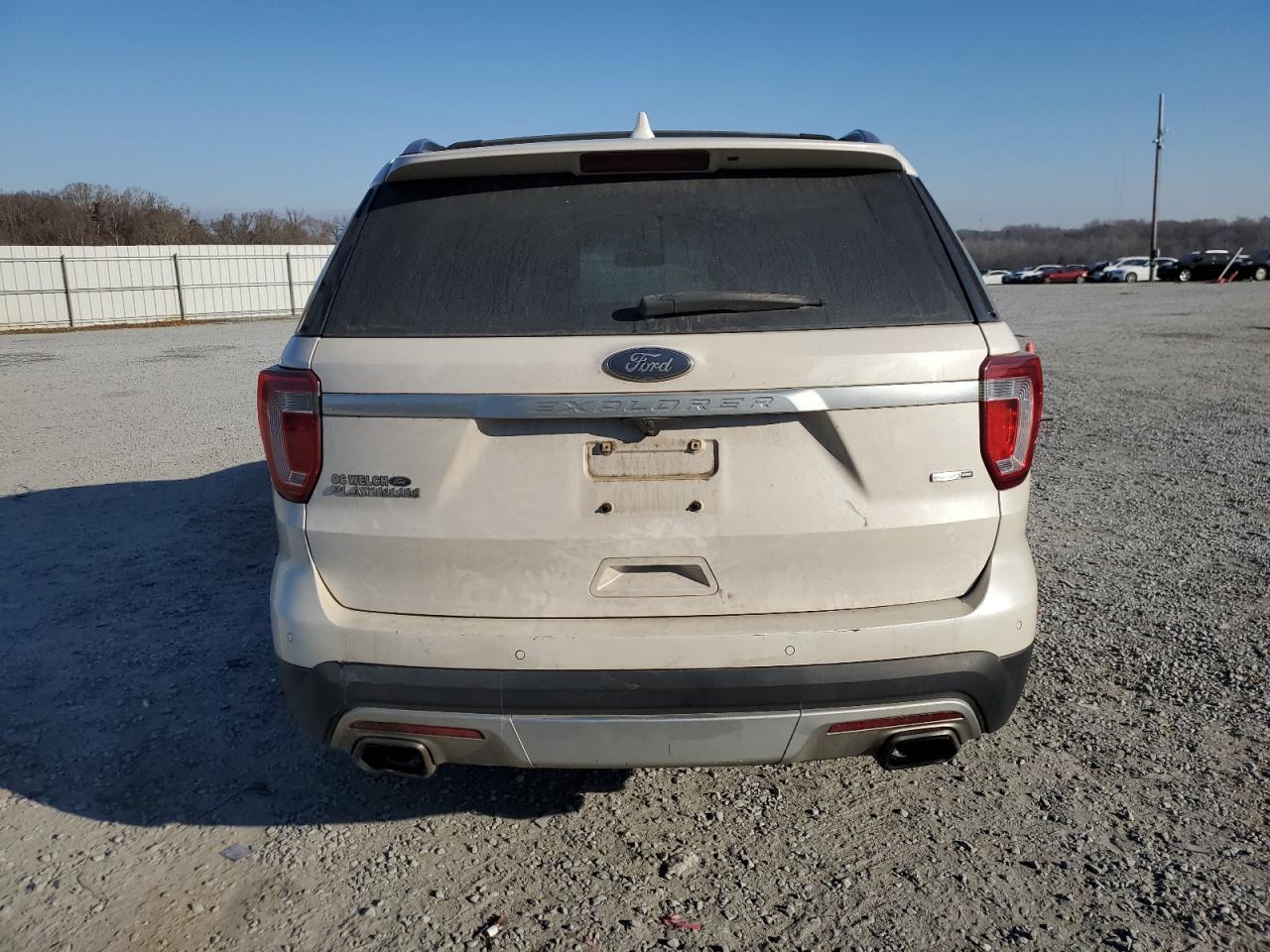 2017 Ford Explorer - Image 6