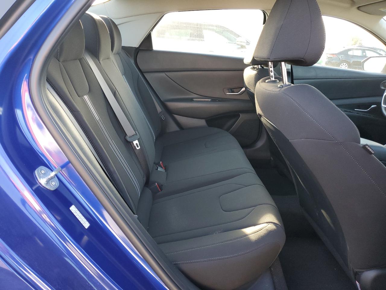 2023 Hyundai Elantra - Image 10