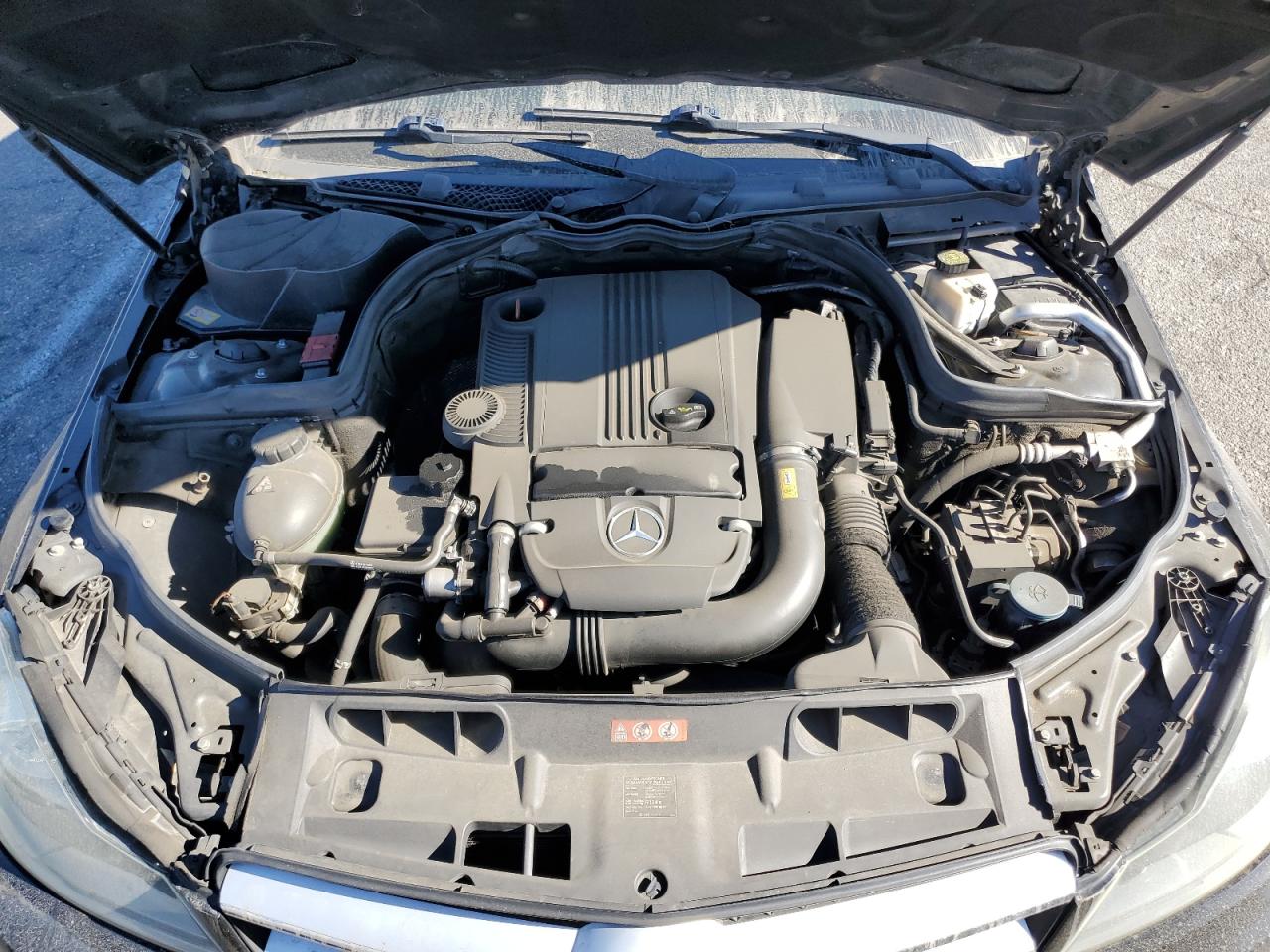 2013 Mercedes-Benz C 250 VIN: WDDGJ4HB9DF942758 Lot: 85763294