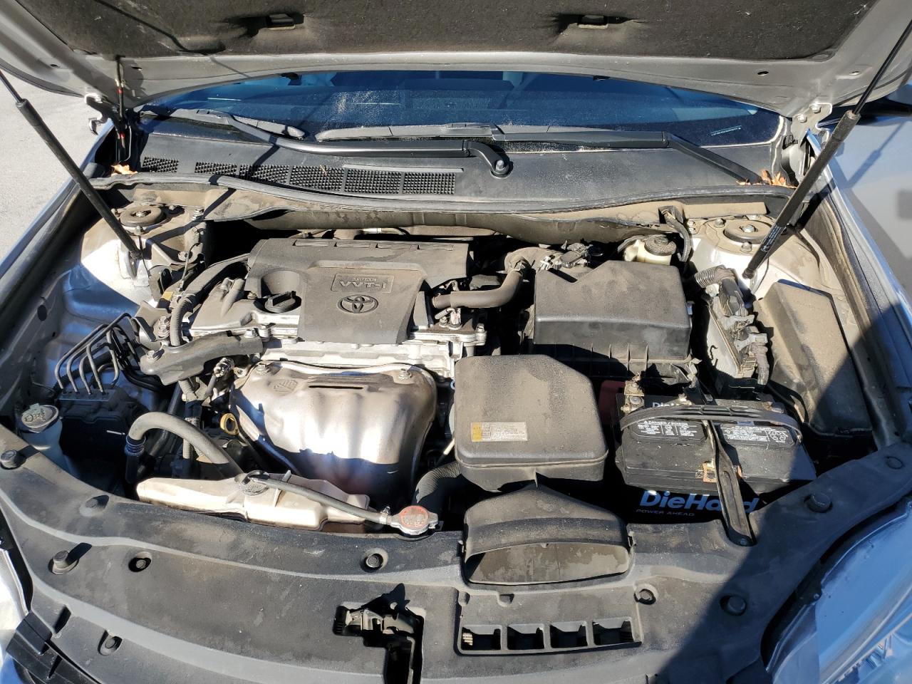 2016 Toyota Camry - Image 12