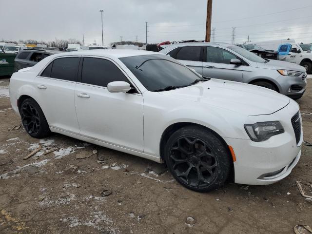 Седаны CHRYSLER 300 2015 Белы