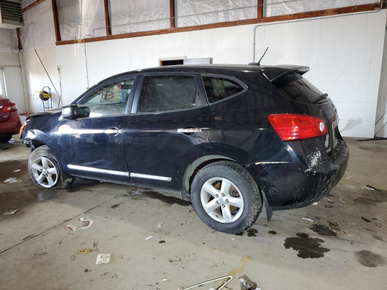 2012 Nissan Rogue - Image 2