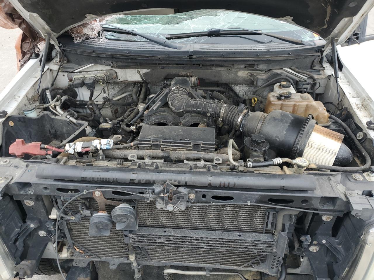 2010 Ford F-150 - Image 12