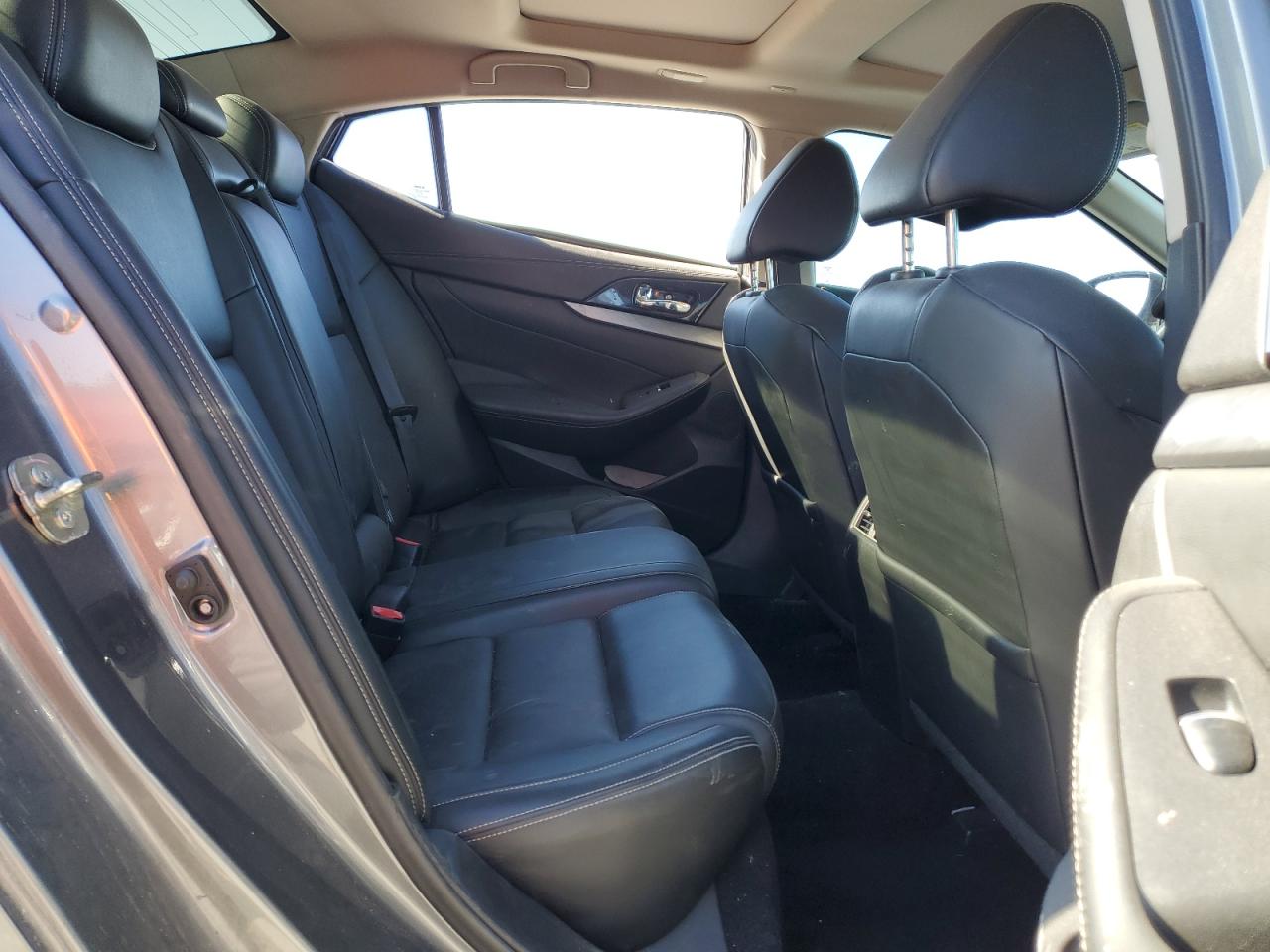 2017 Nissan Maxima - Image 10