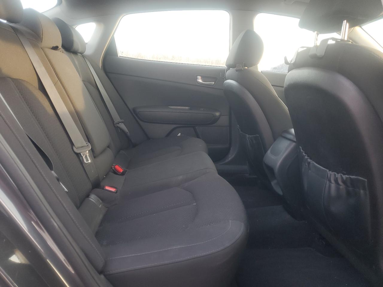 2016 Kia Optima - Image 10