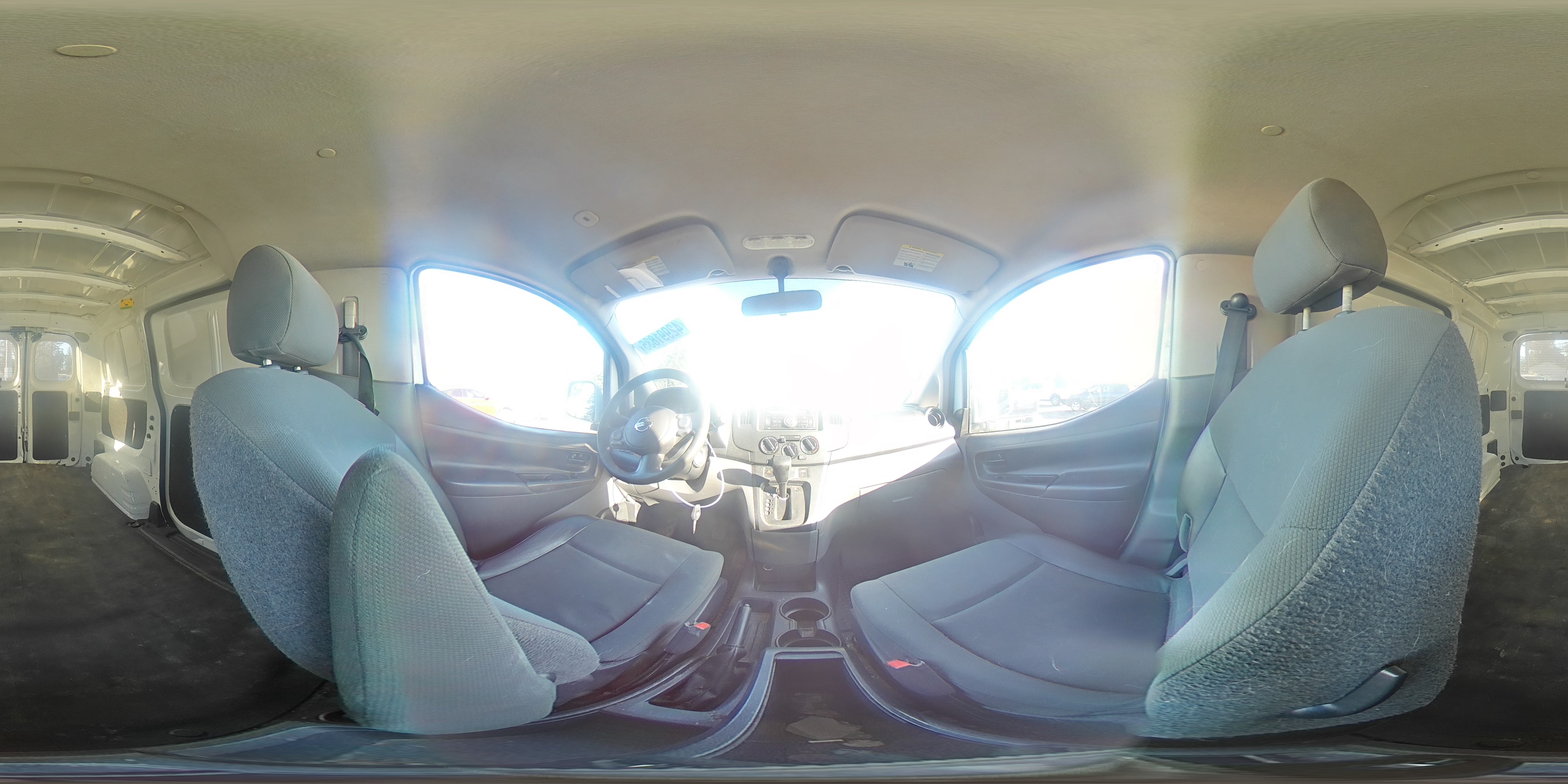 2015 Nissan NV - Image 14