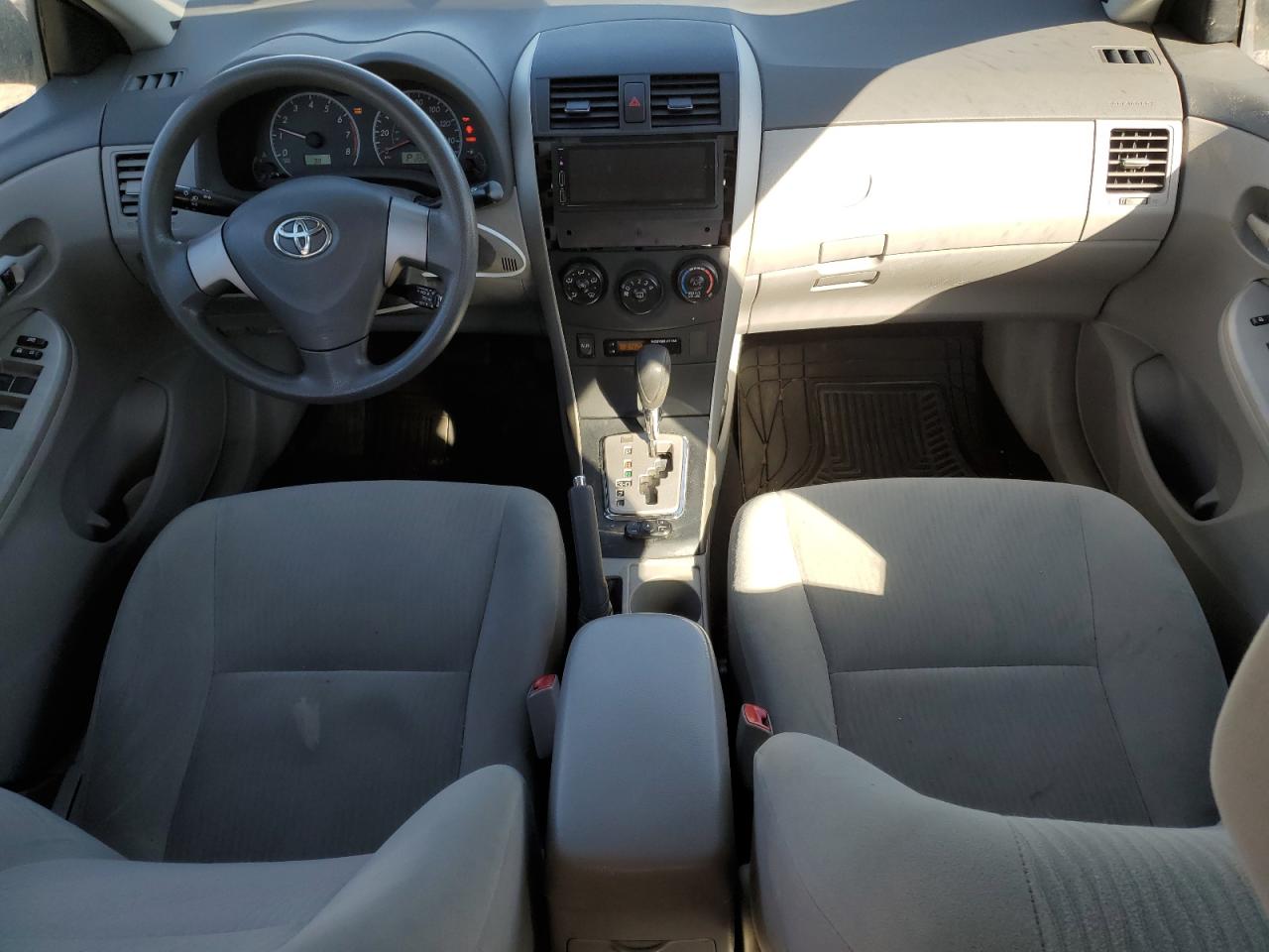 2010 Toyota Corolla - Image 8