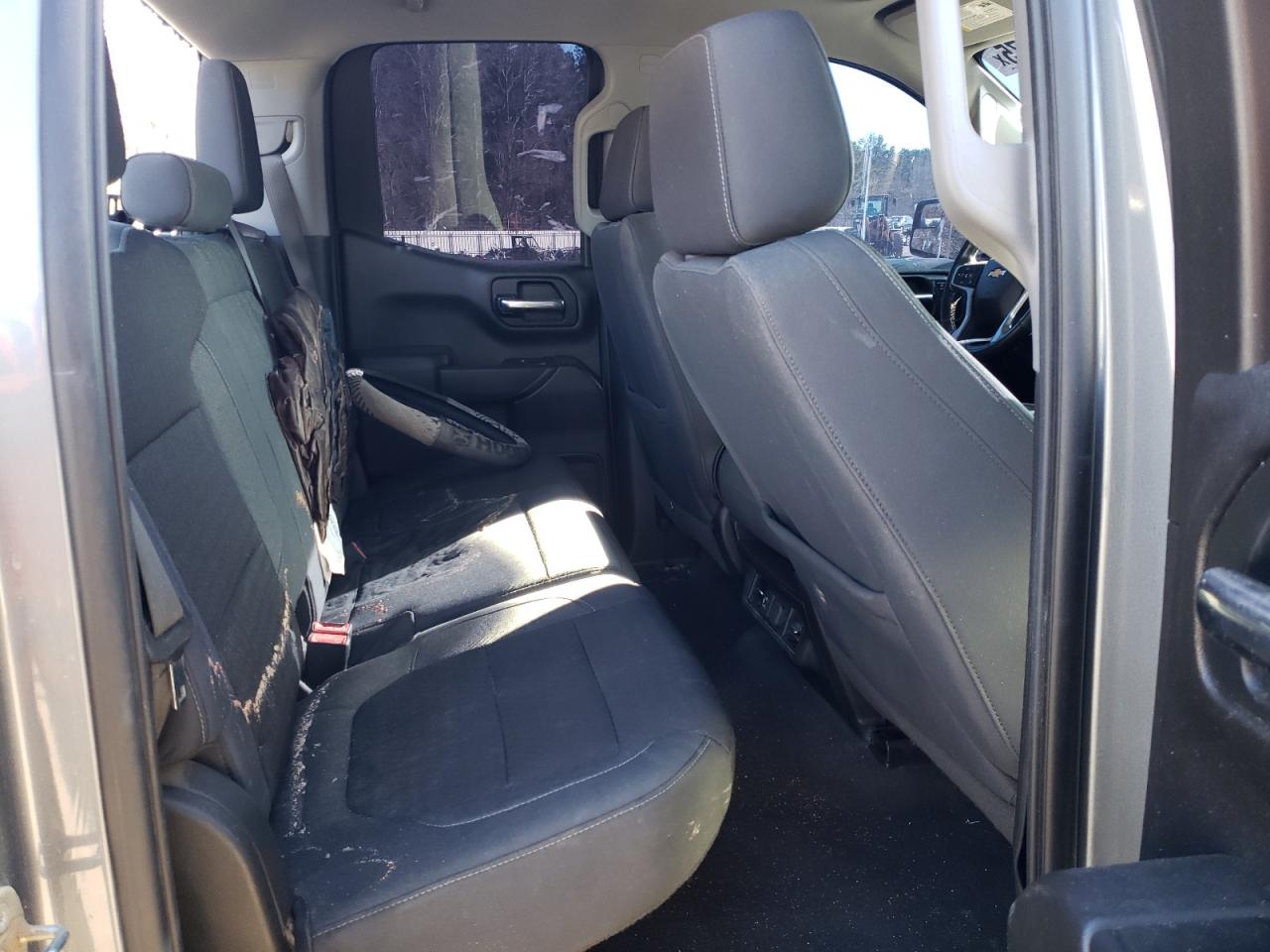 2019 Chevrolet Silverado - Image 10