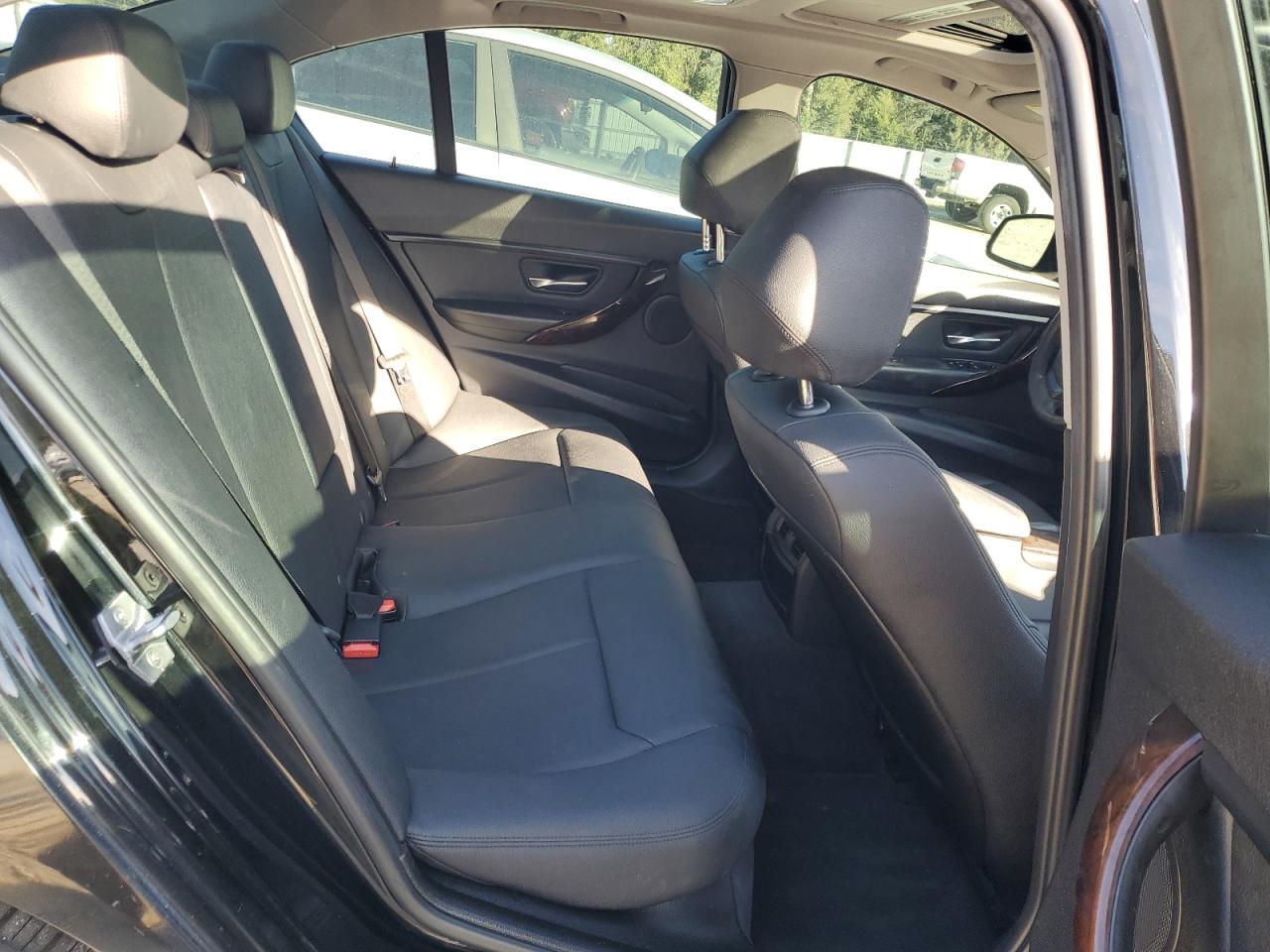 2015 BMW 3er - Image 10