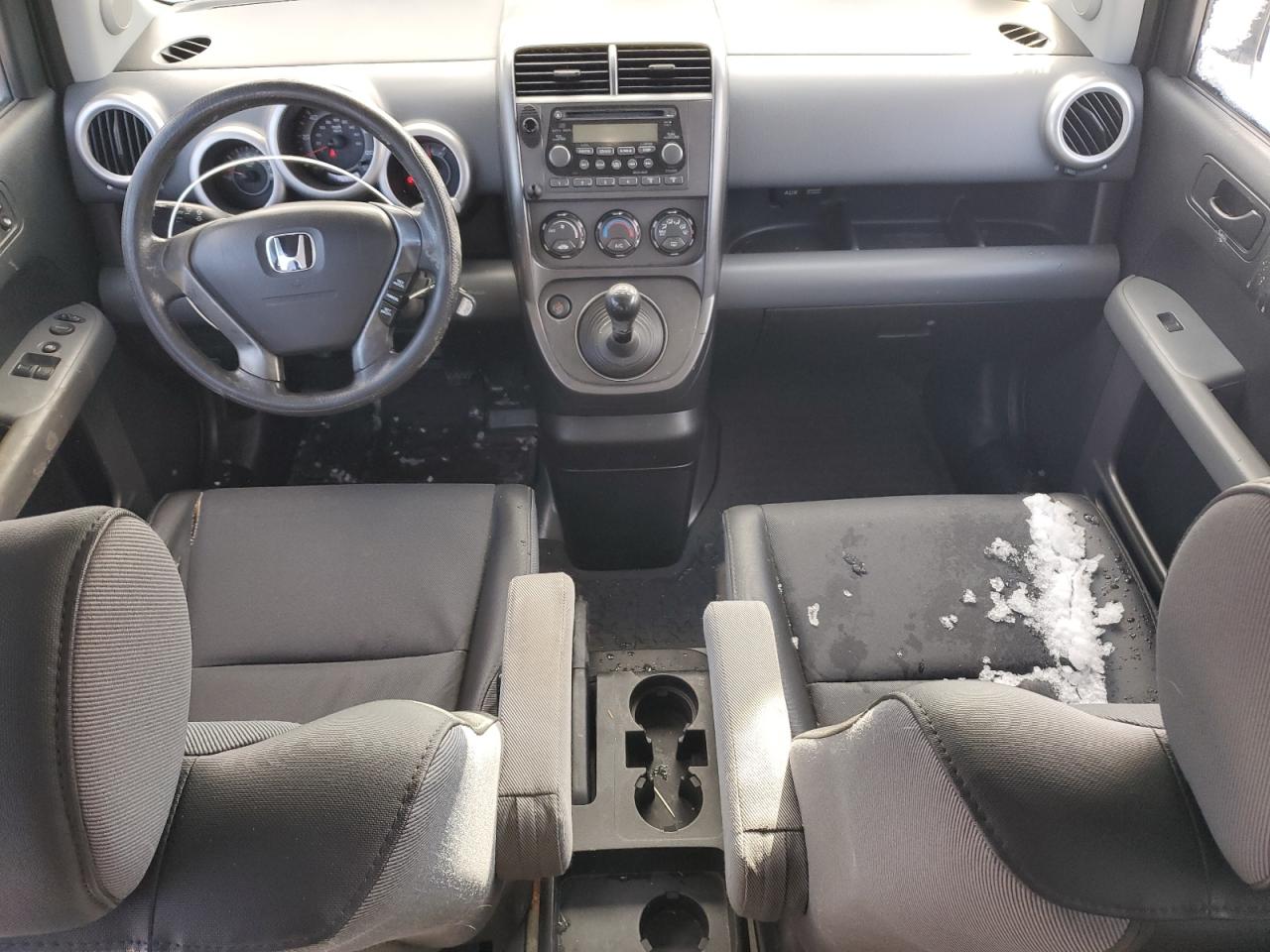 2005 Honda Element - Image 8