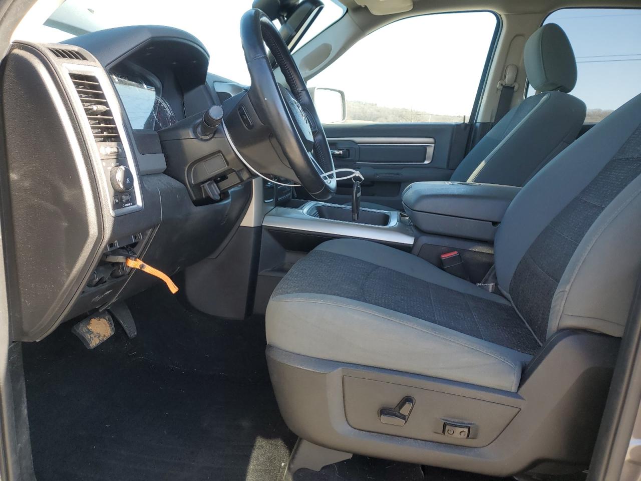 2018 RAM 1500 - Image 7