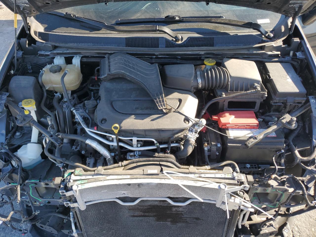 2020 Chrysler Pacifica - Image 12