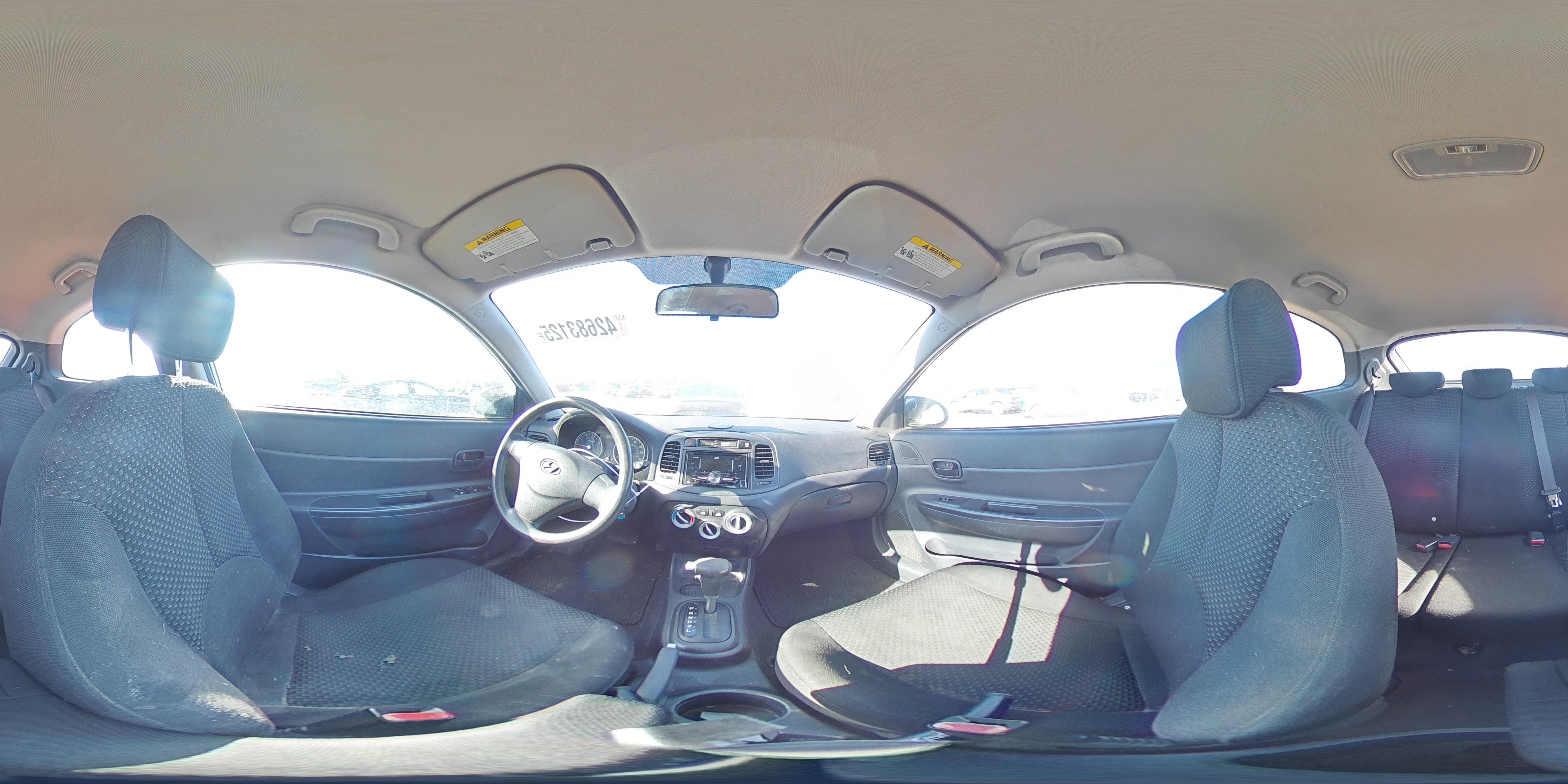 2008 Hyundai Accent - Image 12
