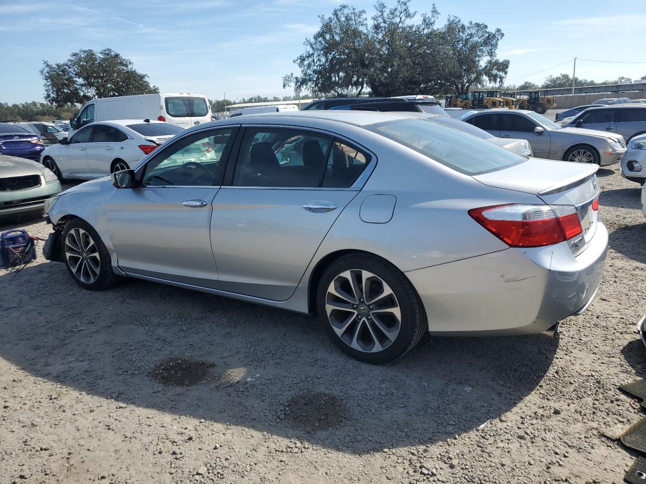 2015 Honda Accord - Image 2