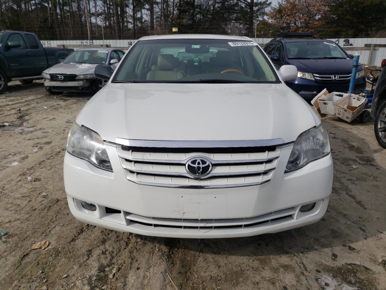 2007 Toyota Avalon - Image 5