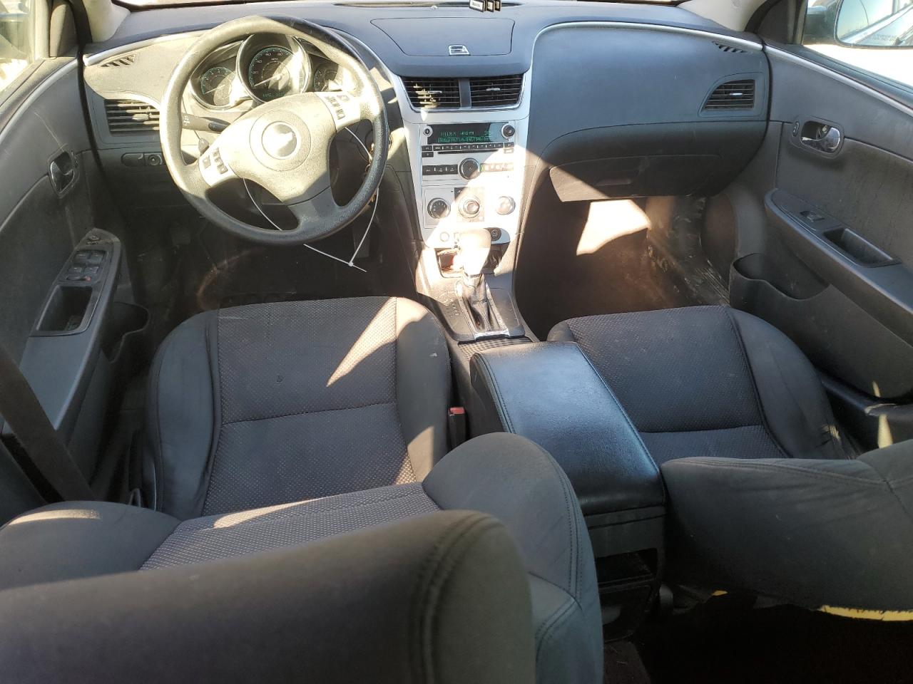 2010 Chevrolet Malibu - Image 8