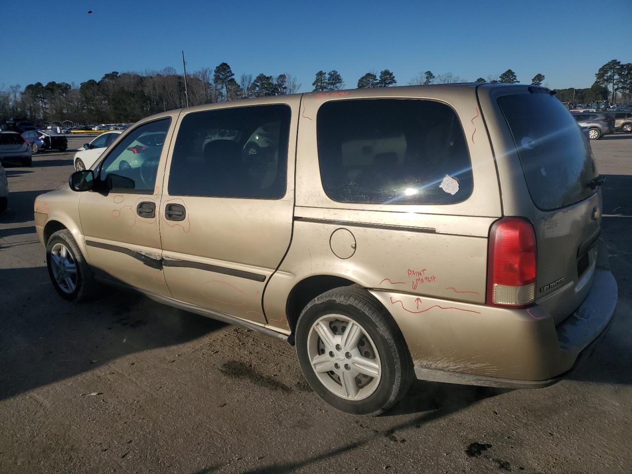 2005 Chevrolet Uplander - Image 2