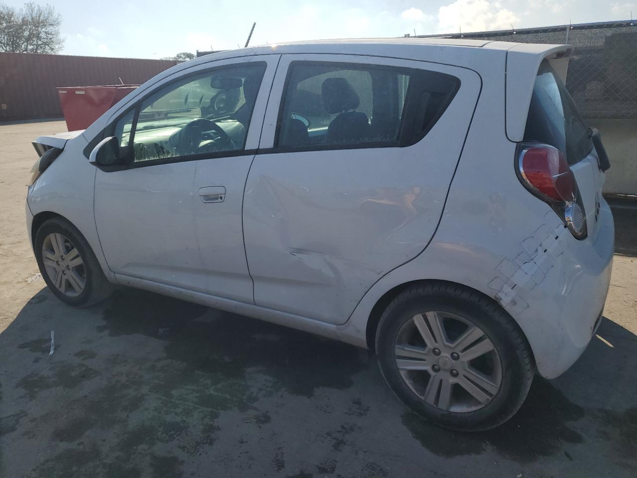 2014 Chevrolet Spark - Image 2