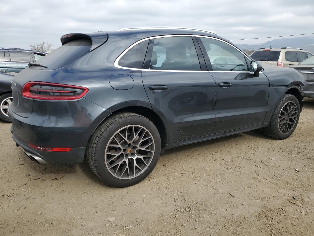 2018 Porsche Macan - Image 3