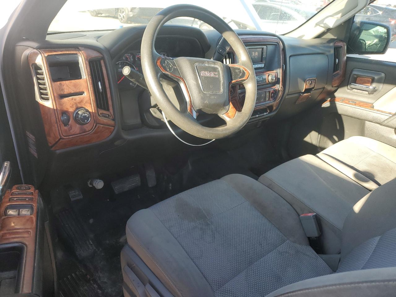 2015 GMC Sierra - Image 8