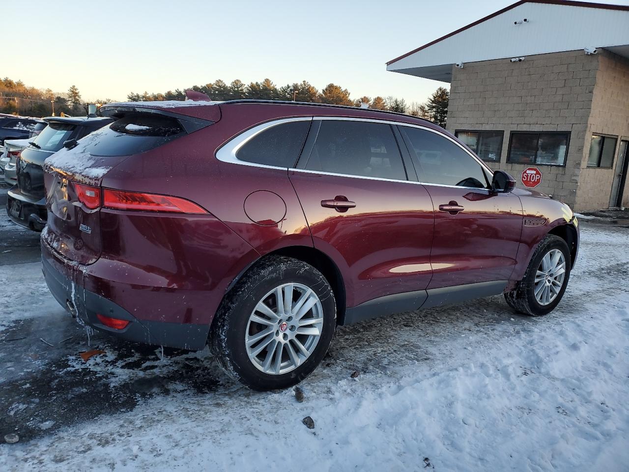 2017 Jaguar F-Pace - Image 3