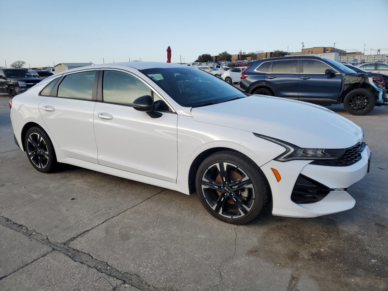 2022 Kia K5 - Image 4