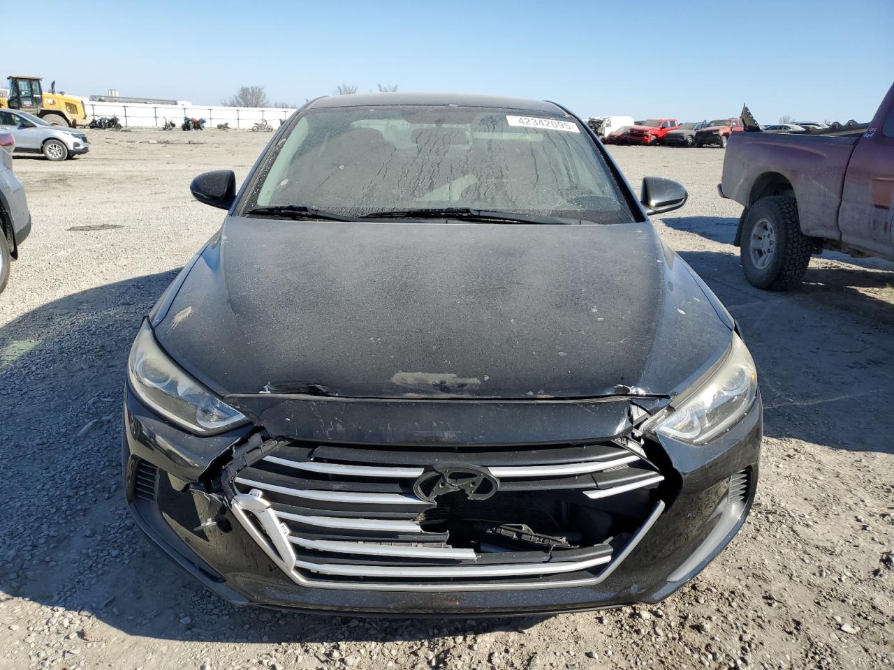 2017 Hyundai Elantra - Image 5
