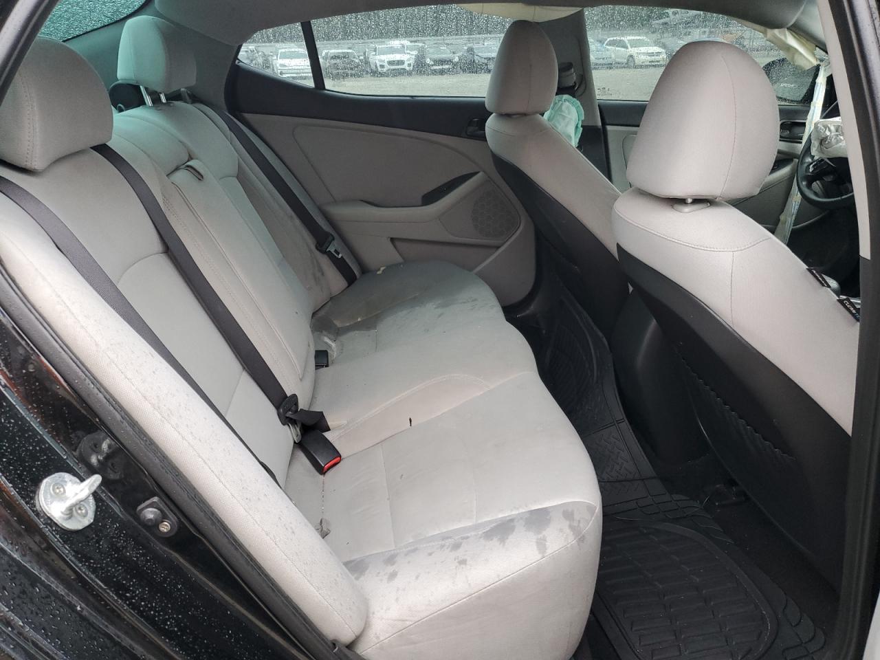 2015 Kia Optima - Image 11