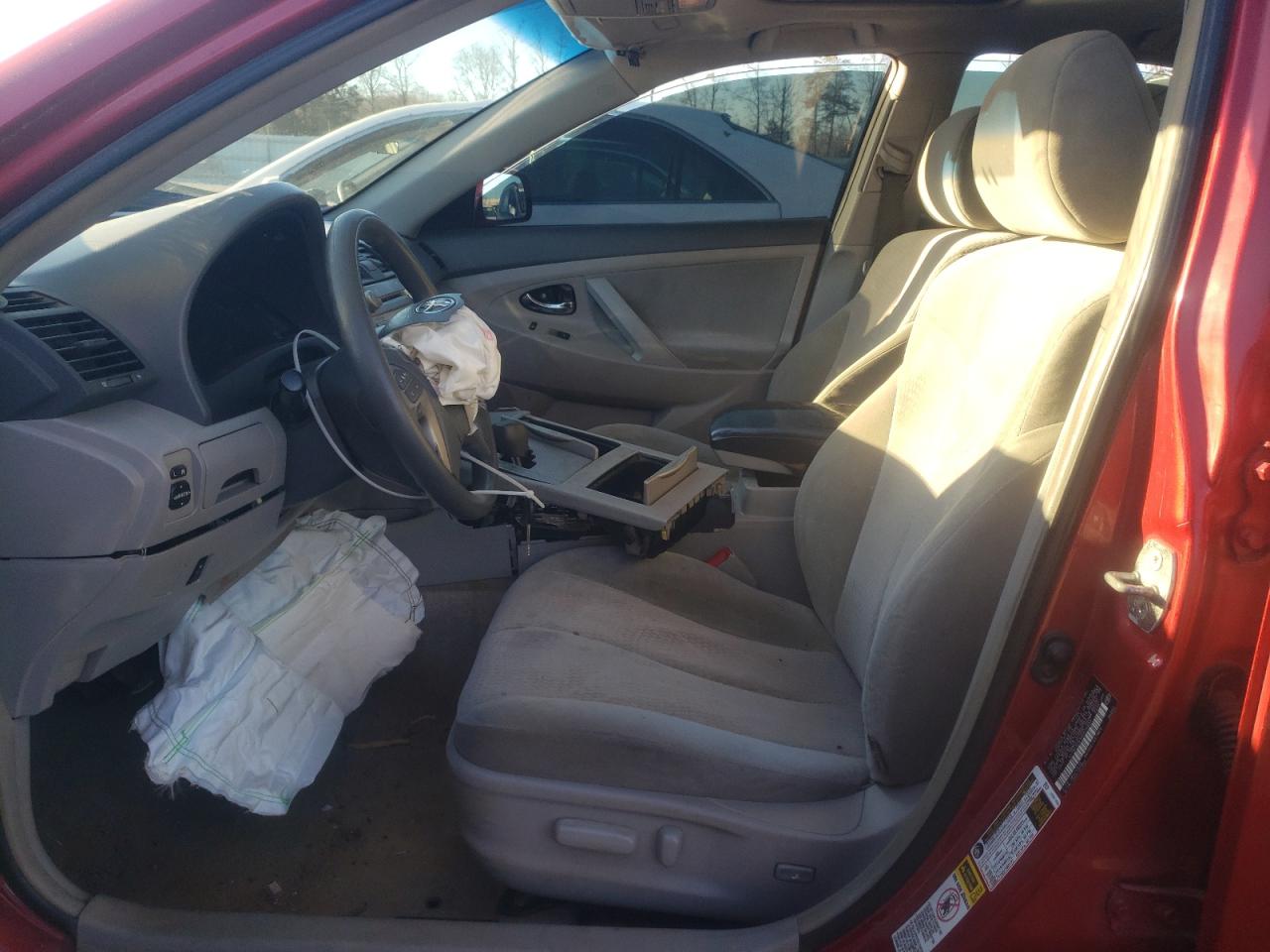 2010 Toyota Camry - Image 7