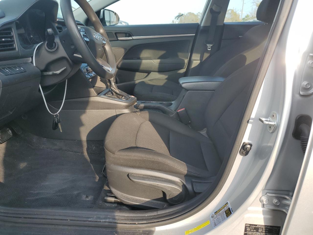 2020 Hyundai Elantra - Image 7