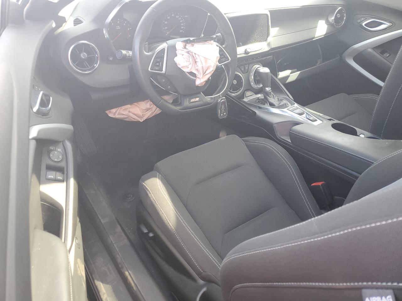 2021 Chevrolet Camaro - Image 8