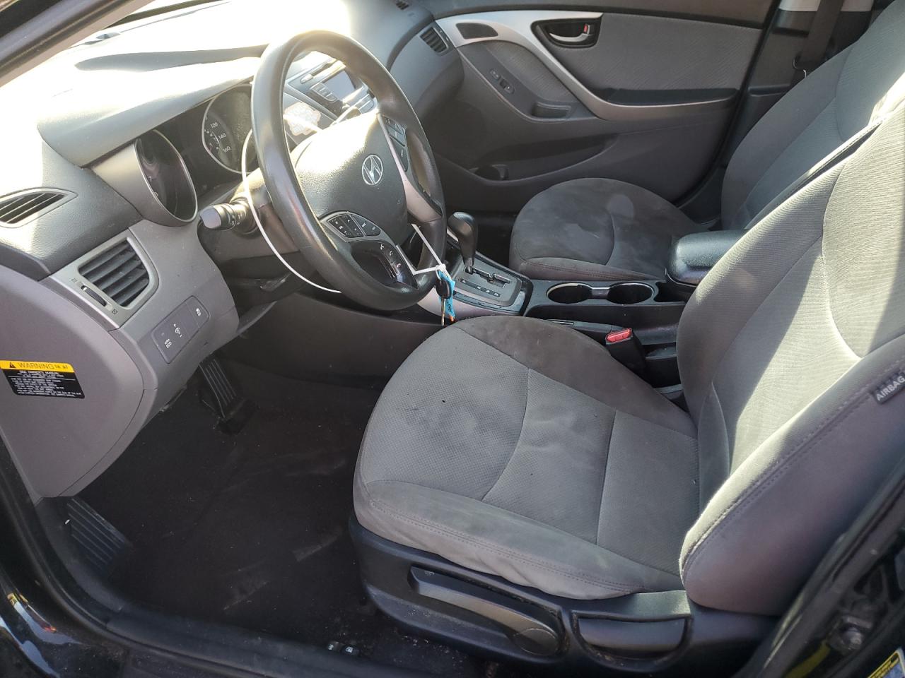 2013 Hyundai Elantra - Image 7