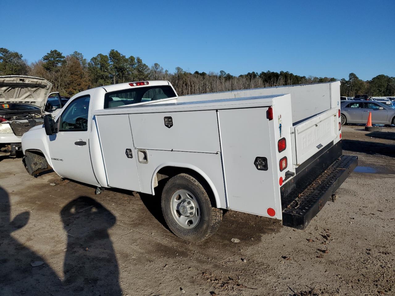2009 Chevrolet Silverado - Image 3