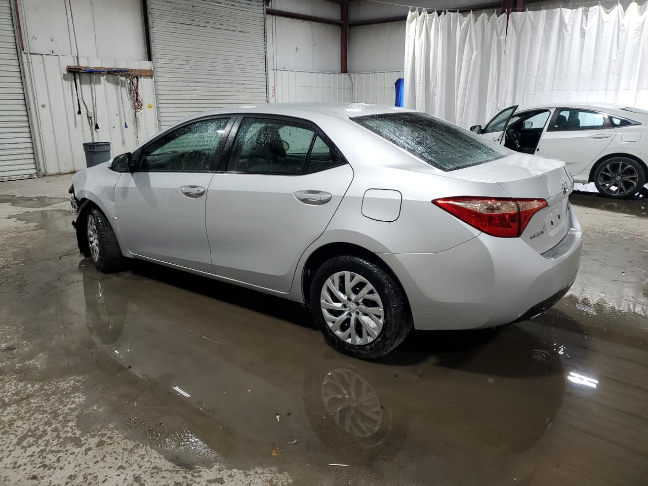 2017 Toyota Corolla - Image 2