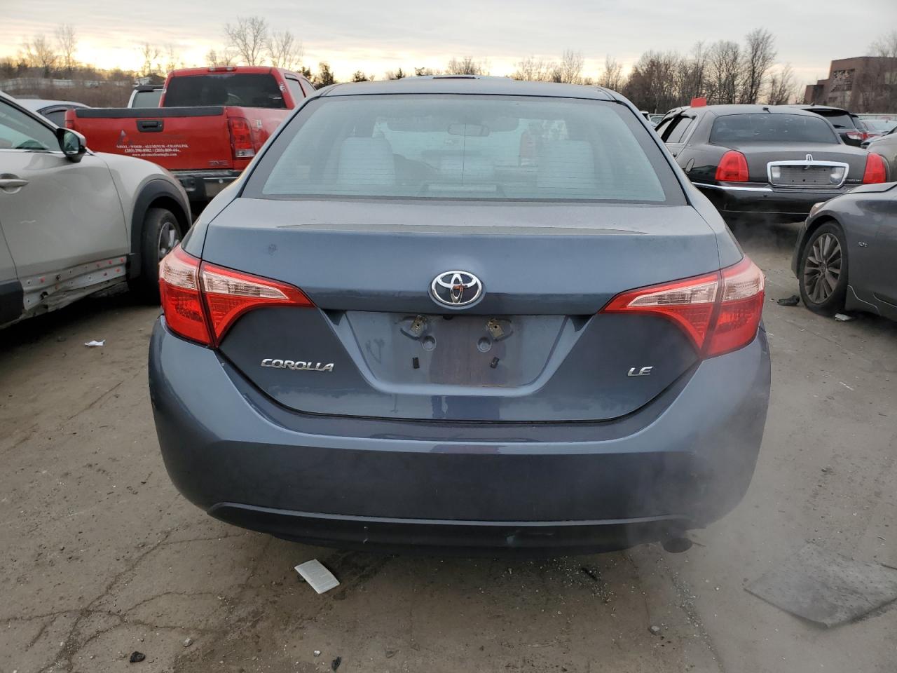 2018 Toyota Corolla L VIN: 2T1BURHE1JC116848 Lot: 87307674