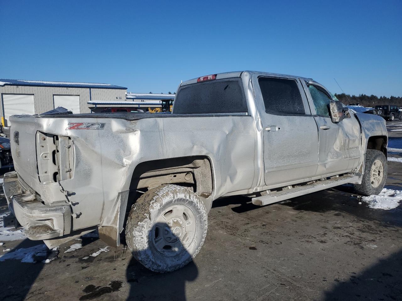 2015 Chevrolet Silverado - Image 3