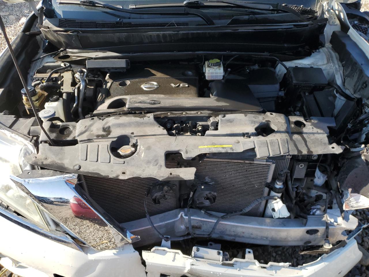 2014 Nissan Pathfinder - Image 12