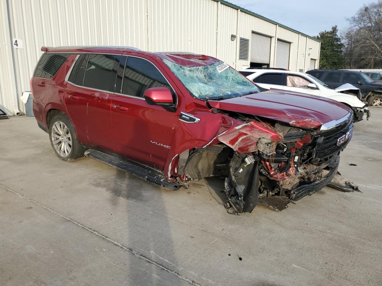 2022 GMC Yukon - Image 4