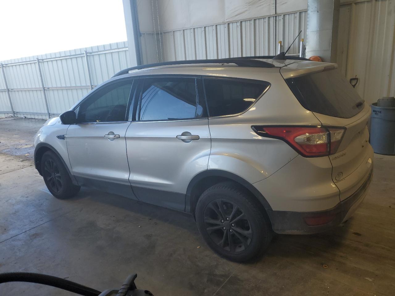 2018 Ford Escape - Image 2