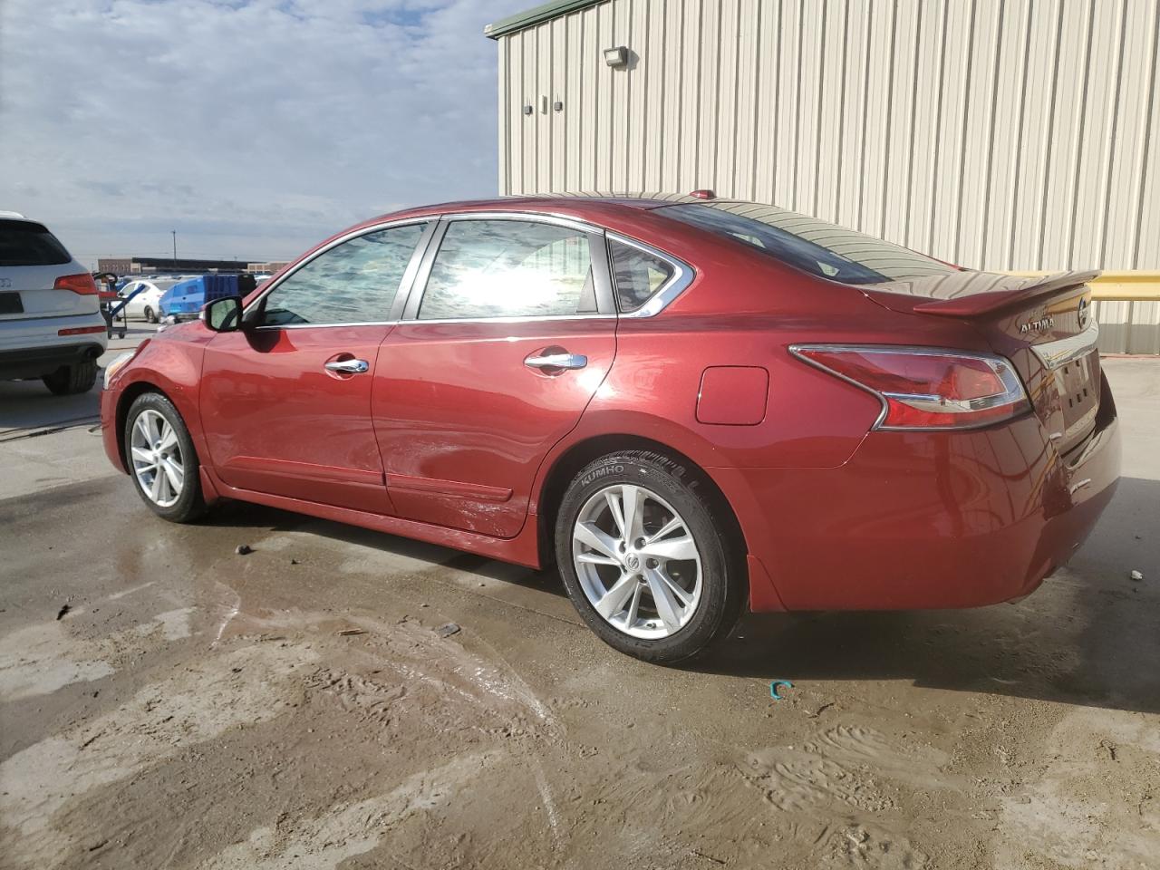 2015 Nissan Altima - Image 2
