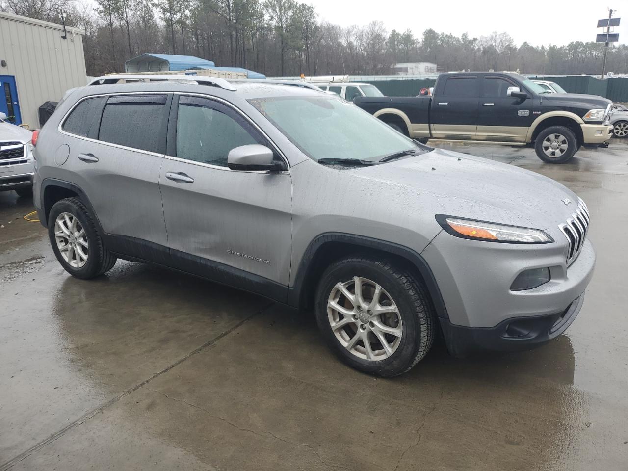2015 Jeep Grand Cherokee - Image 4